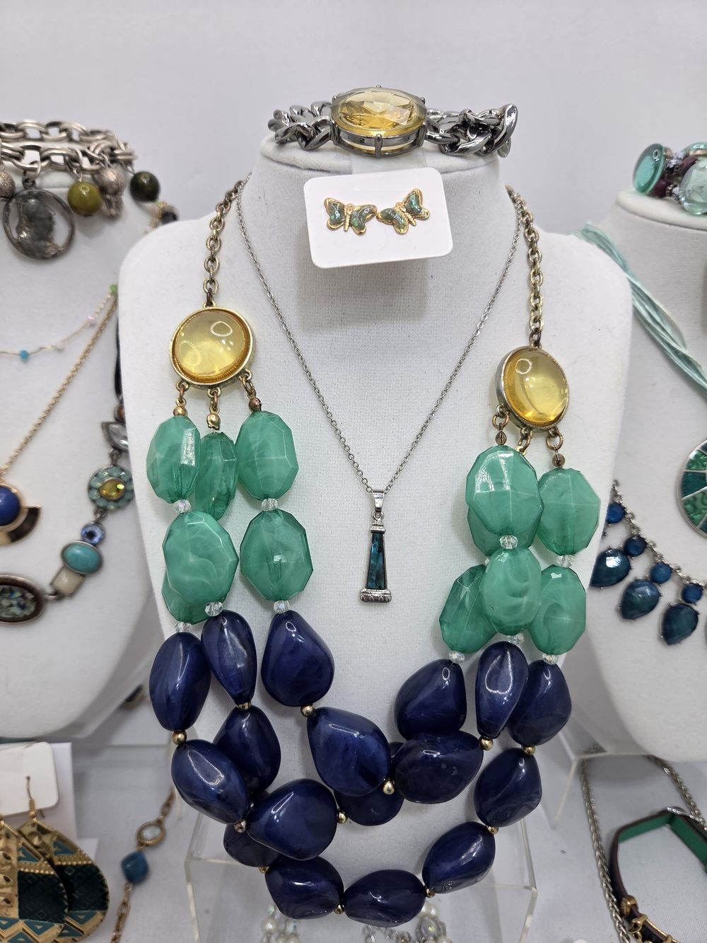 HUGE 49pc Vintage & Modern Jewelry Lot CHICO'S LOFT BR LIA SOPHIA Necklace Earr - Picture 7 of 15